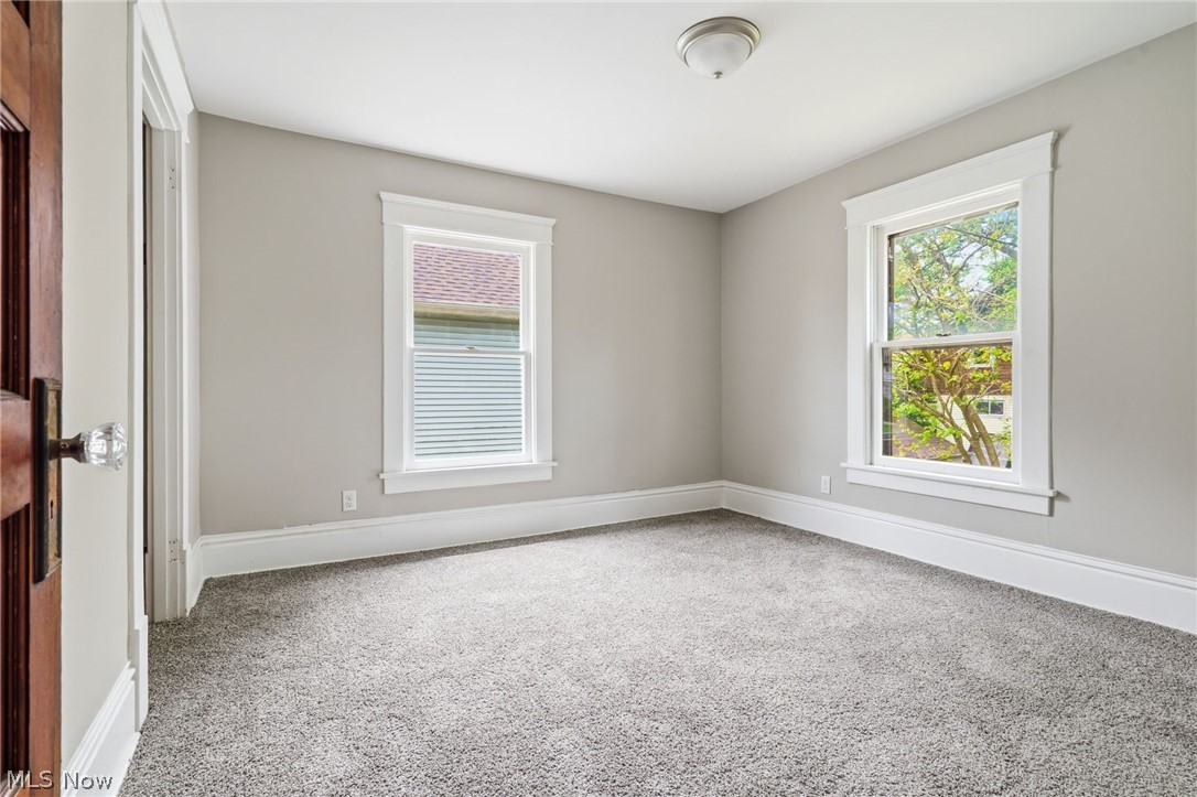 1387 S Seneca Avenue Alliance OH 44601