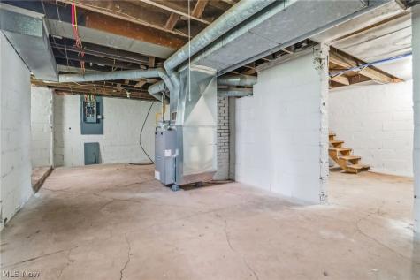 1387 S Seneca Avenue Alliance OH 44601