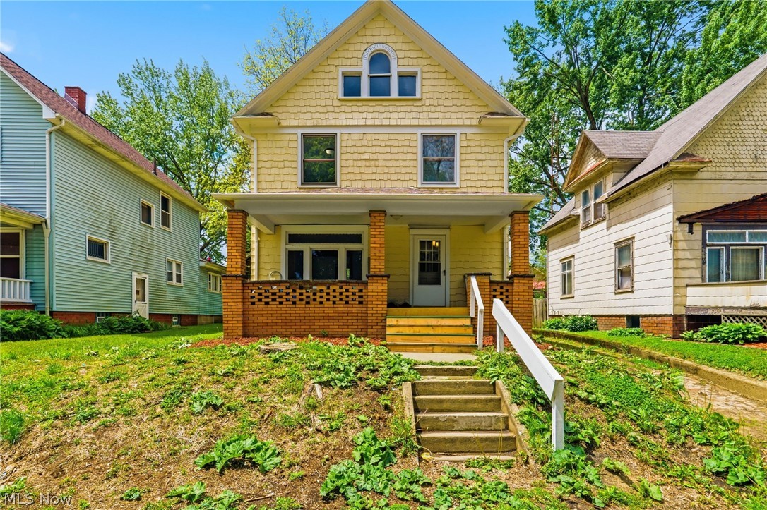 1387 S Seneca Avenue Alliance OH 44601