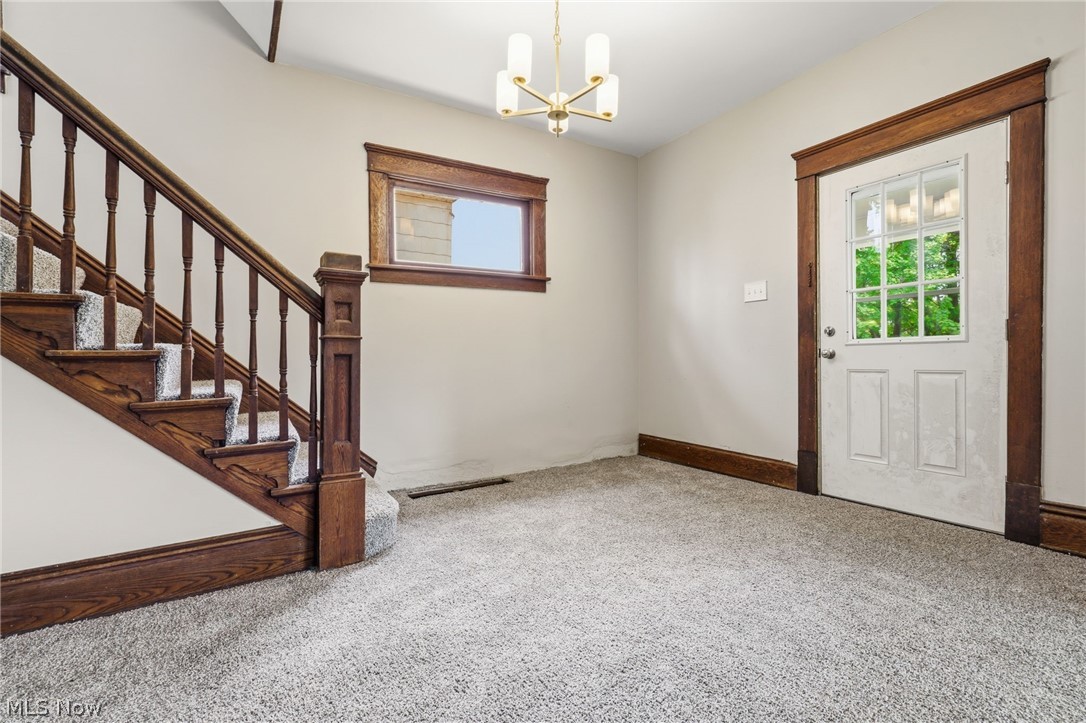 1387 S Seneca Avenue Alliance OH 44601