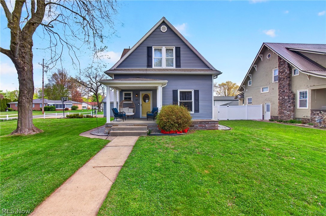 365 Poplar Street NW Bolivar OH 44612
