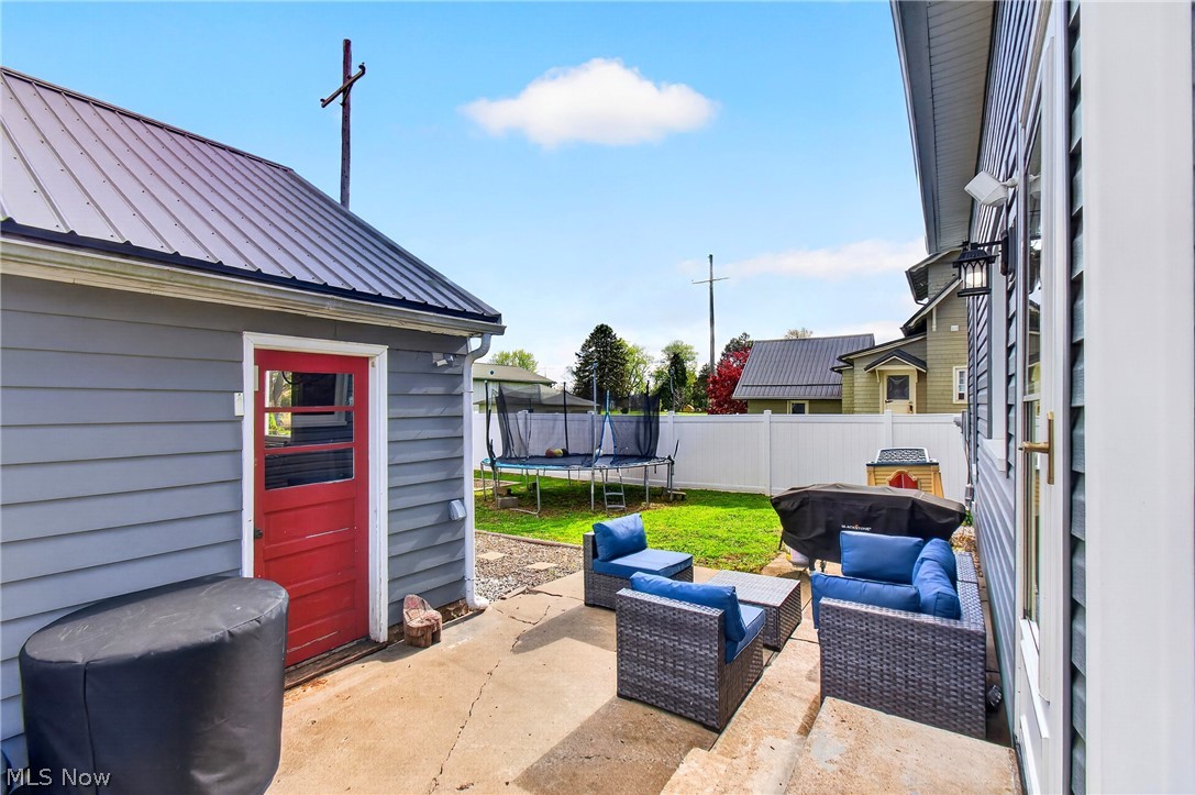 365 Poplar Street NW Bolivar OH 44612