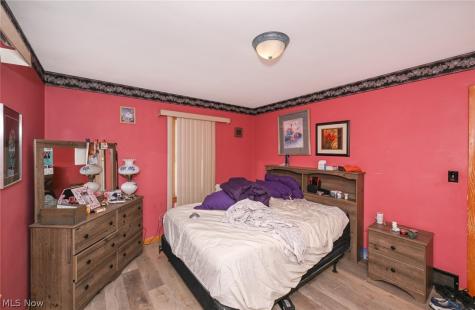 6290 Mandalay Drive Parma Heights OH 44130