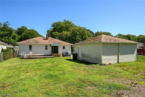 6290 Mandalay Drive Parma Heights OH 44130