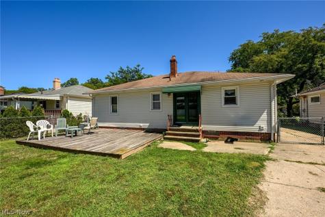 6290 Mandalay Drive Parma Heights OH 44130