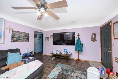 6290 Mandalay Drive Parma Heights OH 44130