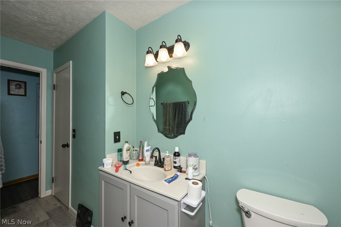 6290 Mandalay Drive Parma Heights OH 44130