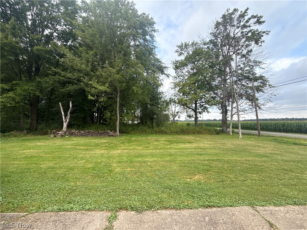 2419 Hewitt Gifford Road SW Lordstown OH 44481