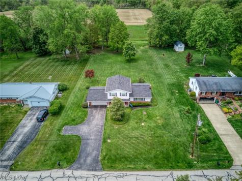 14500 Broadwood Drive Burton OH 44021