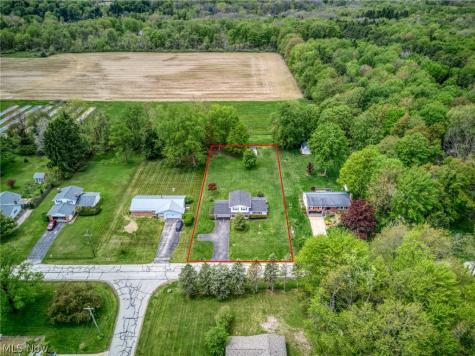 14500 Broadwood Drive Burton OH 44021
