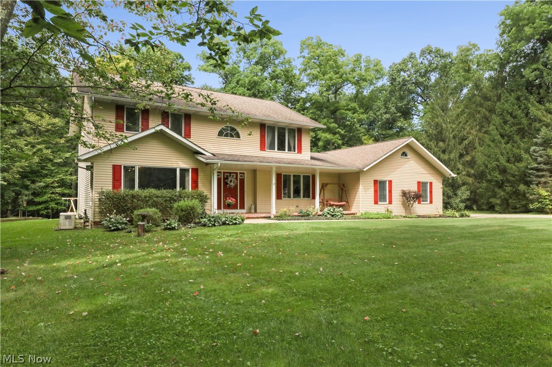 8212 Timber Trail Chagrin Falls OH 44023