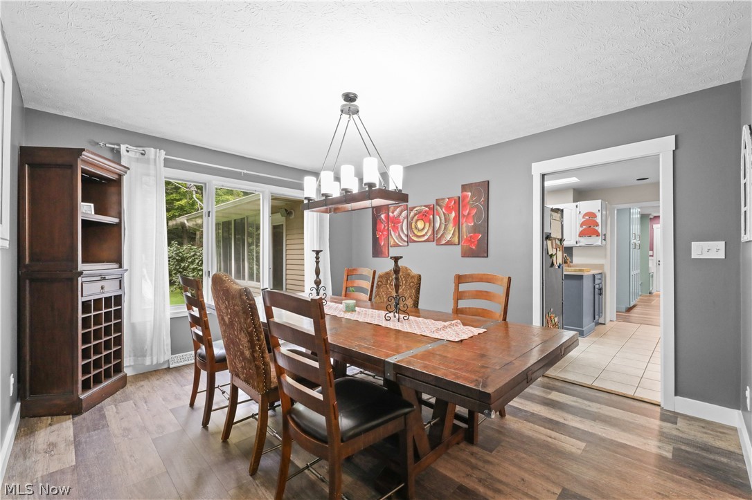 8212 Timber Trail Chagrin Falls OH 44023
