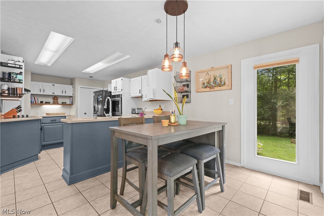 8212 Timber Trail Chagrin Falls OH 44023