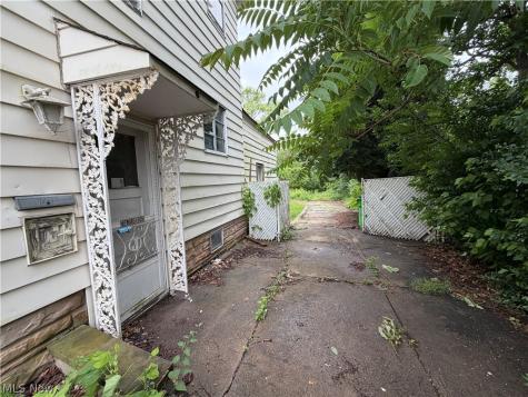 5064 E 88th Street Garfield Heights OH 44125