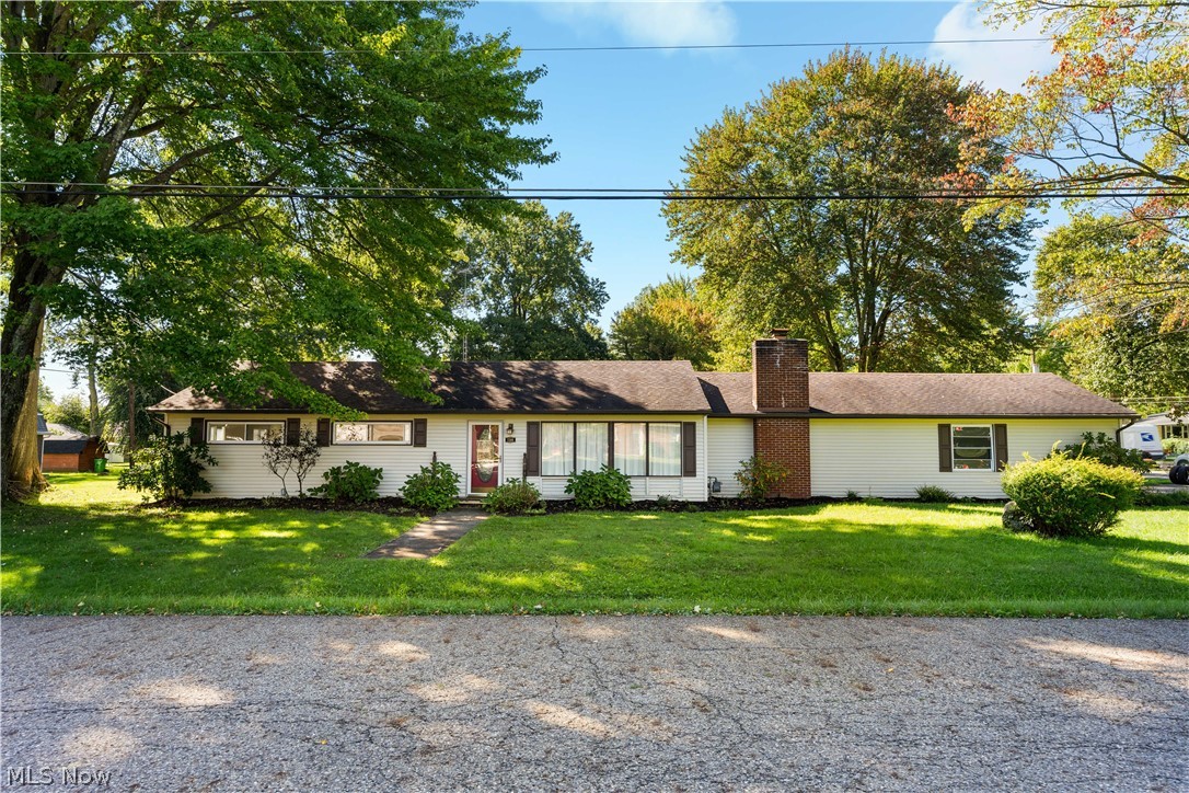 1566 Beechview Avenue Alliance OH 44601