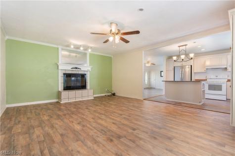 1566 Beechview Avenue Alliance OH 44601