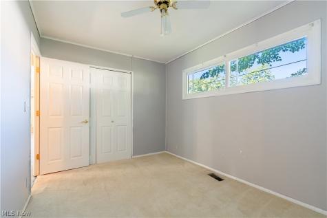 1566 Beechview Avenue Alliance OH 44601
