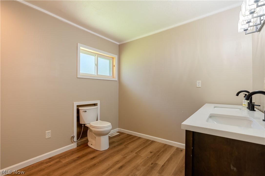1566 Beechview Avenue Alliance OH 44601