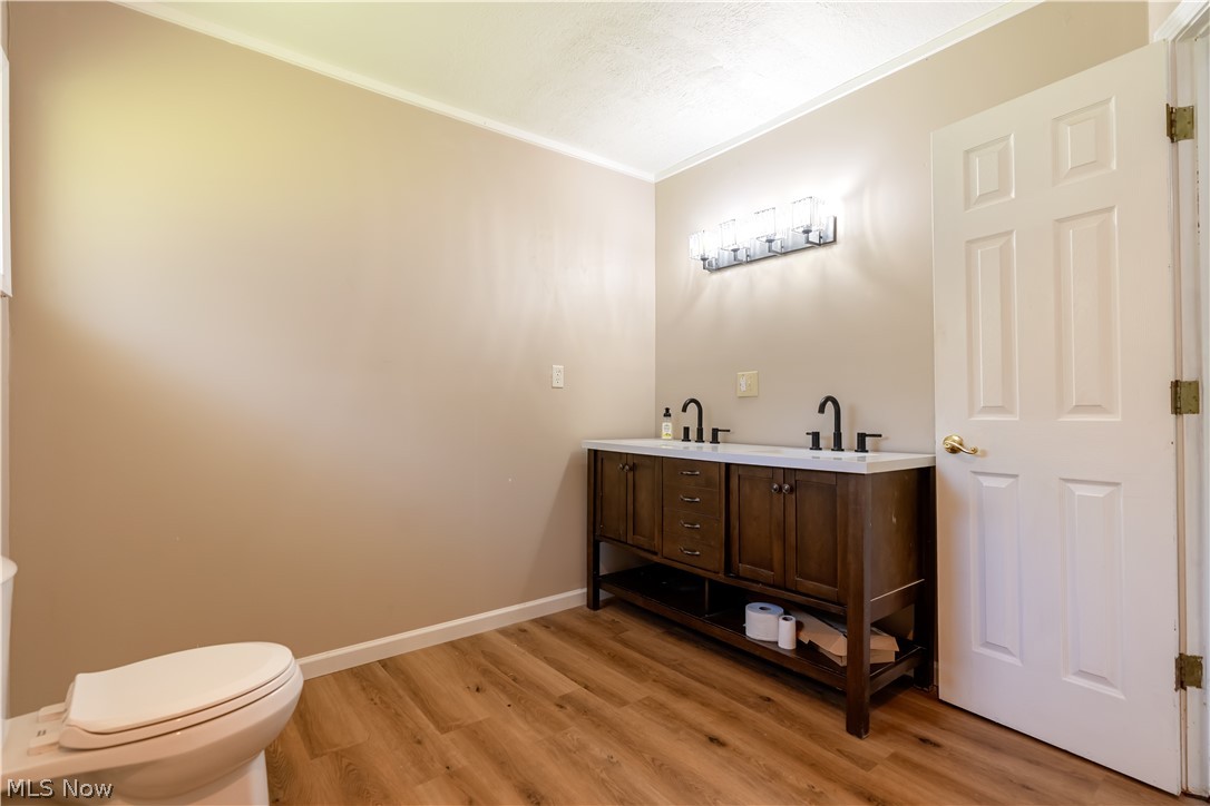 1566 Beechview Avenue Alliance OH 44601