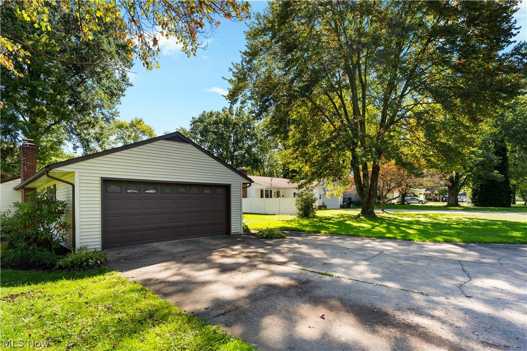 1566 Beechview Avenue Alliance OH 44601
