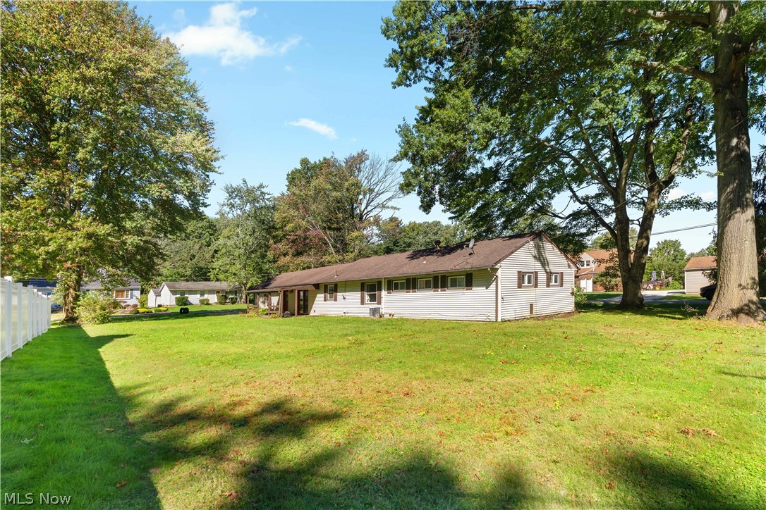 1566 Beechview Avenue Alliance OH 44601