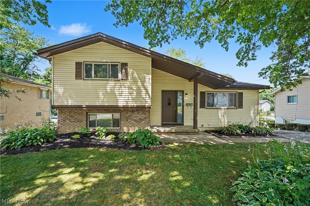 684 Cliffside Drive Akron OH 44313