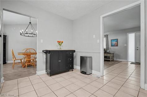 684 Cliffside Drive Akron OH 44313