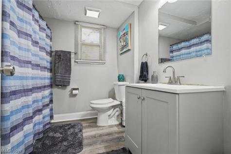 684 Cliffside Drive Akron OH 44313