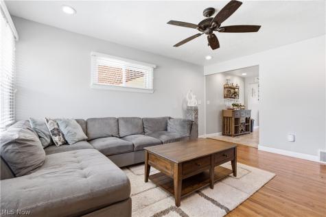 2944 Robert Parkway Brunswick OH 44212