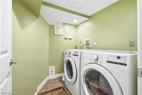 2944 Robert Parkway Brunswick OH 44212