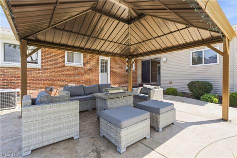 2944 Robert Parkway Brunswick OH 44212