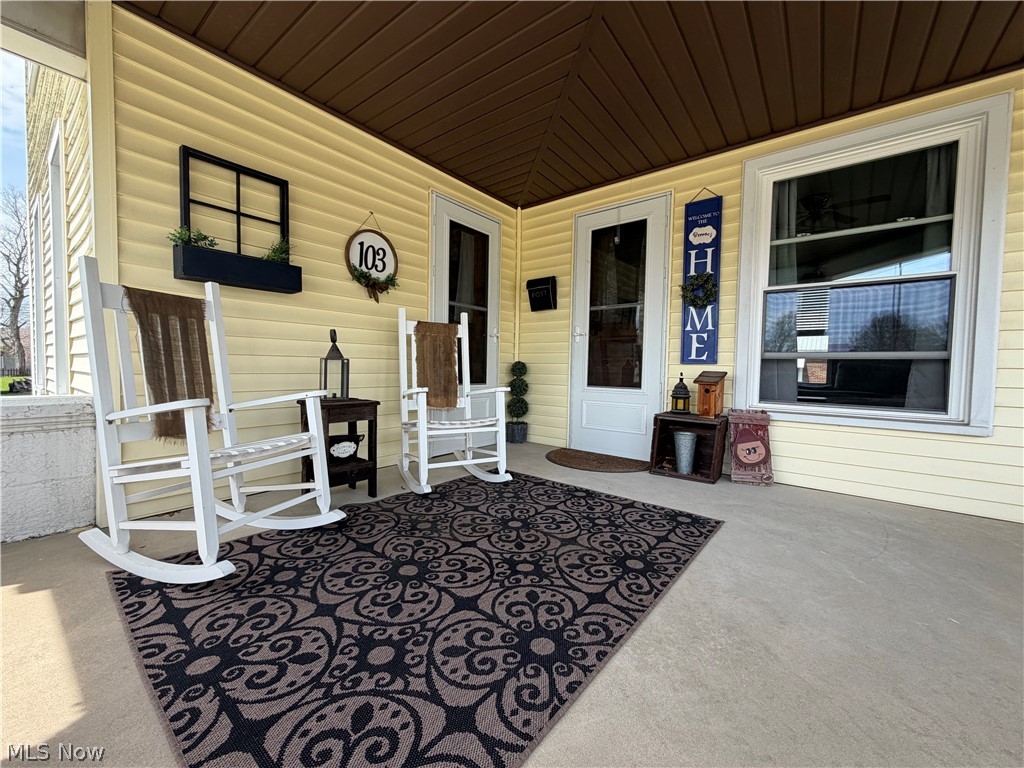 103 W Shafer Avenue Dover OH 44622
