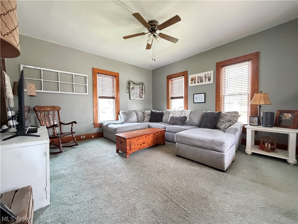 103 W Shafer Avenue Dover OH 44622
