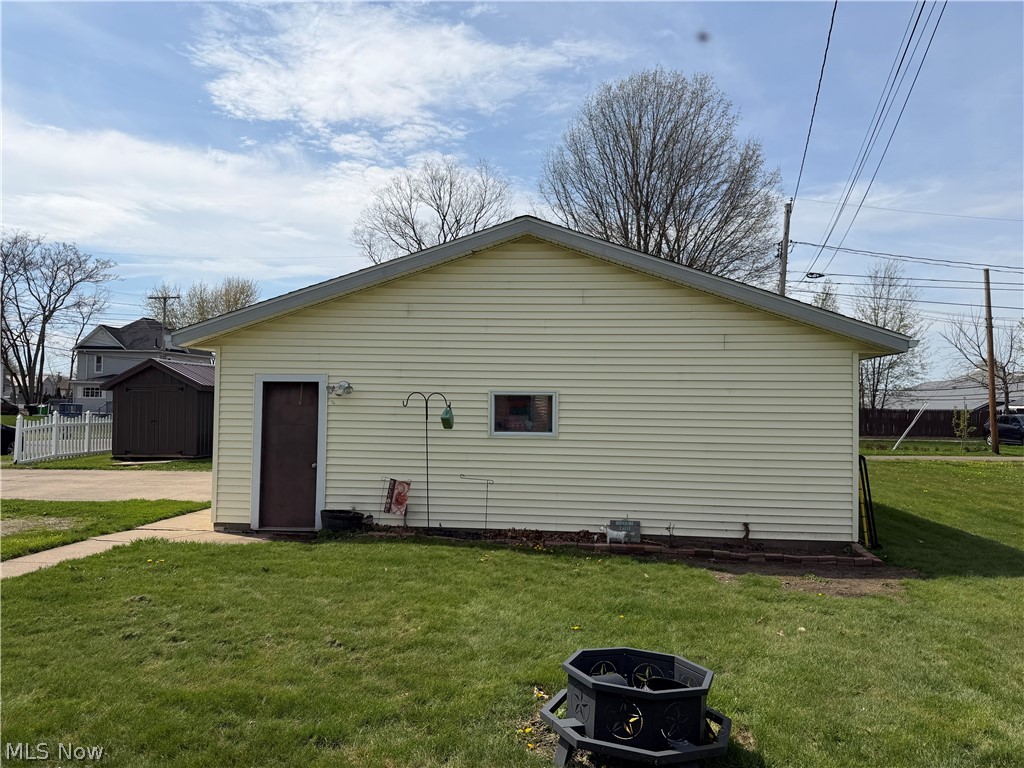 103 W Shafer Avenue Dover OH 44622