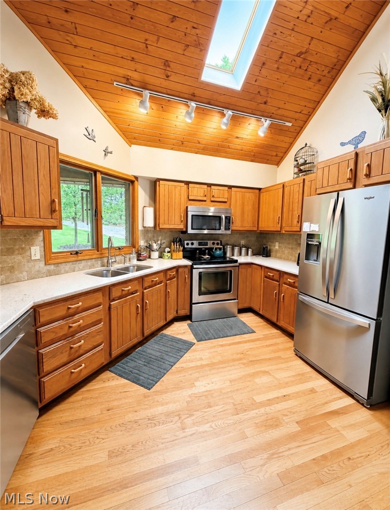1166 County Road 2075 Ashland OH 44805