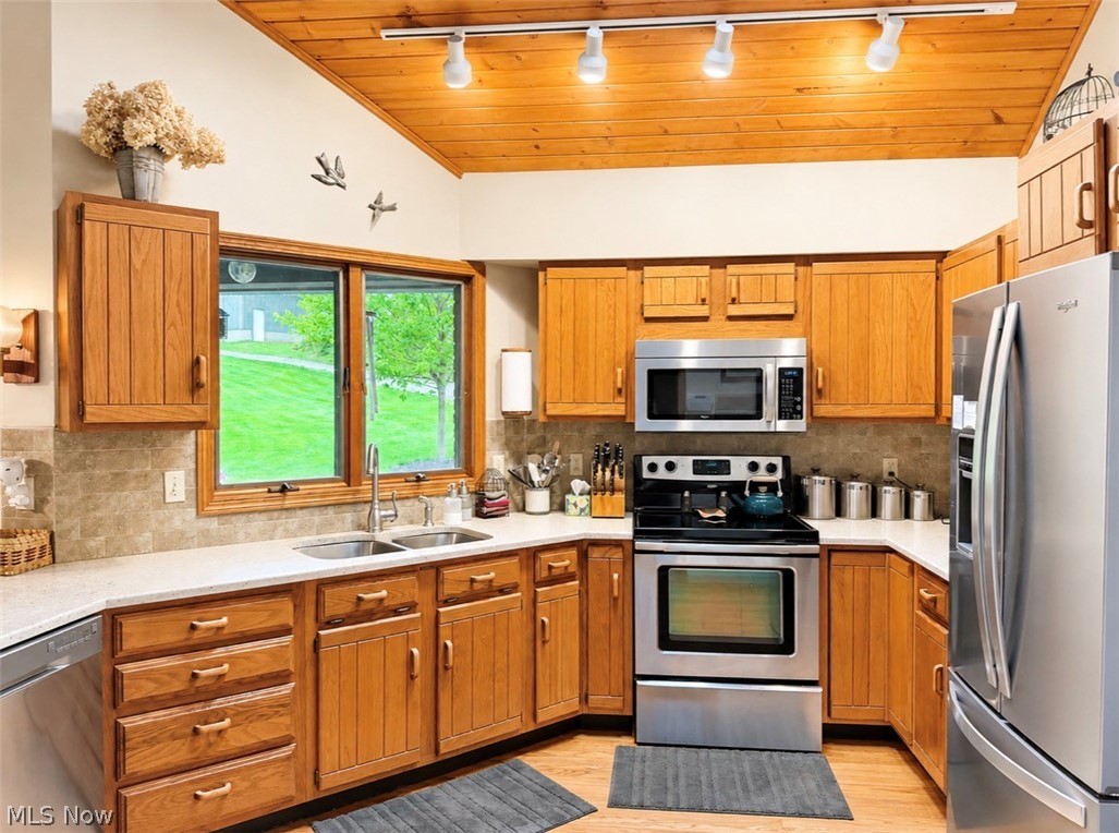 1166 County Road 2075 Ashland OH 44805