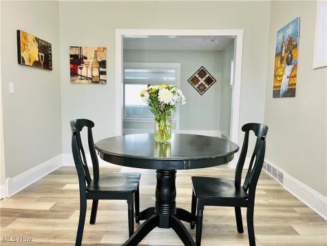 10914 Fidelity Avenue Cleveland OH 44111