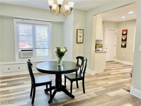 10914 Fidelity Avenue Cleveland OH 44111