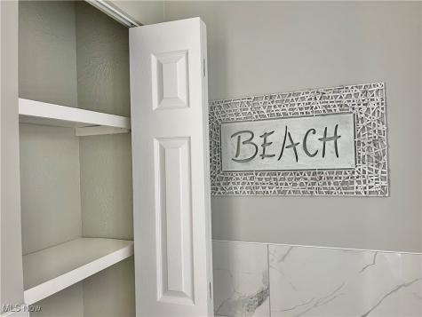 10914 Fidelity Avenue Cleveland OH 44111