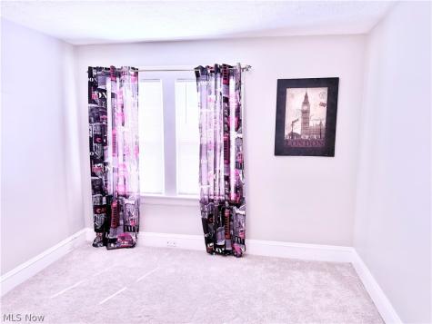 10914 Fidelity Avenue Cleveland OH 44111