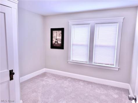 10914 Fidelity Avenue Cleveland OH 44111
