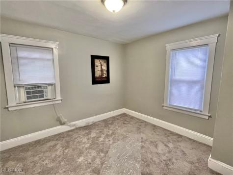 10914 Fidelity Avenue Cleveland OH 44111