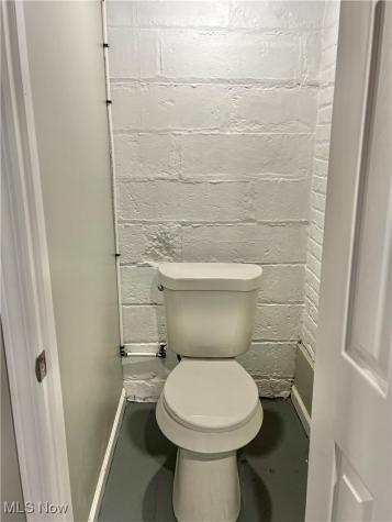 10914 Fidelity Avenue Cleveland OH 44111