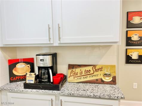 10914 Fidelity Avenue Cleveland OH 44111