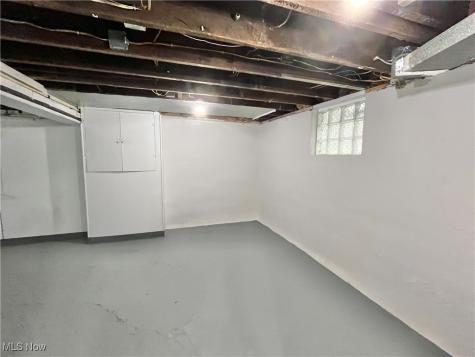 10914 Fidelity Avenue Cleveland OH 44111