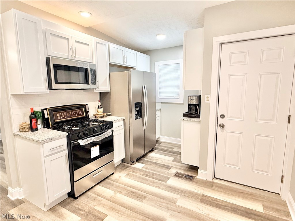10914 Fidelity Avenue Cleveland OH 44111