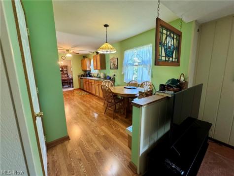 8893 White Oak Drive Twinsburg OH 44087