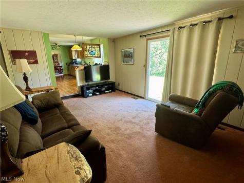8893 White Oak Drive Twinsburg OH 44087