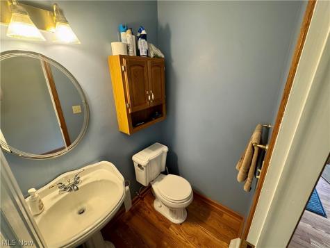8893 White Oak Drive Twinsburg OH 44087