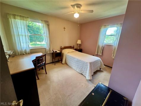8893 White Oak Drive Twinsburg OH 44087